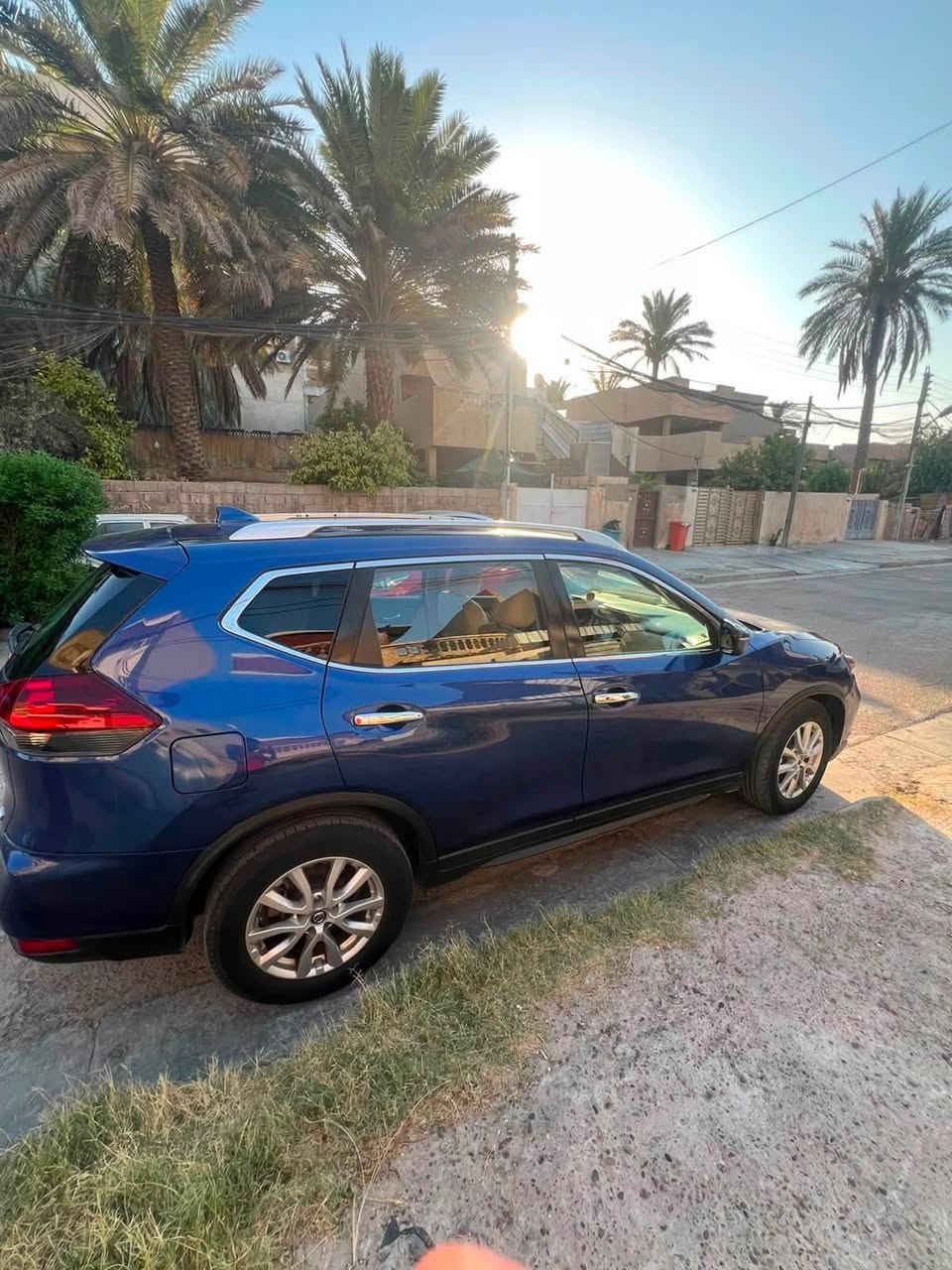 نيسان روج 2020 SV
روج نيسان 2020 وارد امريكي 
حادث  جاملغ وبنيد صور حادث سونار بالمنشور 
ارباك ستيرن فقط راجع سستم 
رقم اربيل باسمي تحويل فقط سنوية احول
مواصفات SV 
كراسي كهرباء 
صندوق كهرباء
داخل بيجي 
رادار امامي وخلفي 
كامرة خلفية 
حساسات خلفية 
شاشه تدعم كار بلي 
بصمة ابواب بصمه تشغيل بلادي 
تشغيل عن بعد 
بعد بيه مواصفات
محرك 2500 
محرك كير مكفولات 
صدر خلفي امامي جيد 
تايرات ممتازة 
ماشية 98 ميل 
سعره 154 بيه مجال بسيط 
مكاني بغداد العامرية 
*********** واتساب
