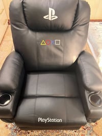كرسي جيمنج • نسخة بلايستيشن • شبه جديد