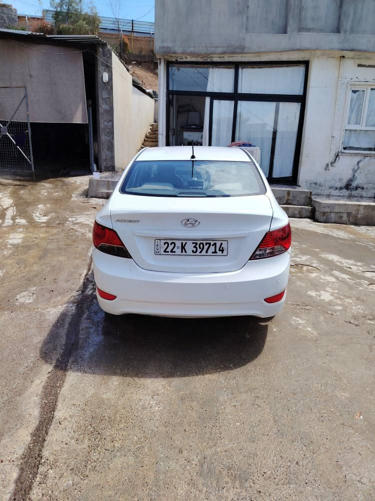 Honda accent 2017
فول مواسافات بەس سلایت نیە گیرو مەکینەو تەقەو ڕەقە بەشەرت 4 پارچە سبوخ بی لێدان رەسمی سۆنەریم داناوە
رەقەم بارێک سەنەوی بەسەرچوە
تەحویلو غرامەو بەناوکردن بەشەرت
داوای 94 و مەجالێکی برایانە
ژمارە موبایل *********** واتسابی لە سەرە أربيل, العراق
