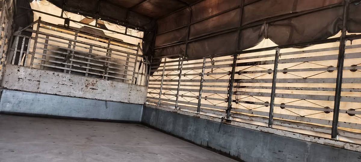 محجر مع سيبايه مع جادر كنتر للبيع
مثل ما موضح بالصوره... 
مكاني ديالى - بهرز
سعر 600 الف
***********
