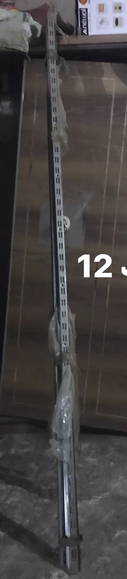 سلام عليكم عندي هذني لقراض لبيع جدد ما مستخدمات سعر 130 تصال على *********** وبي واتساب
