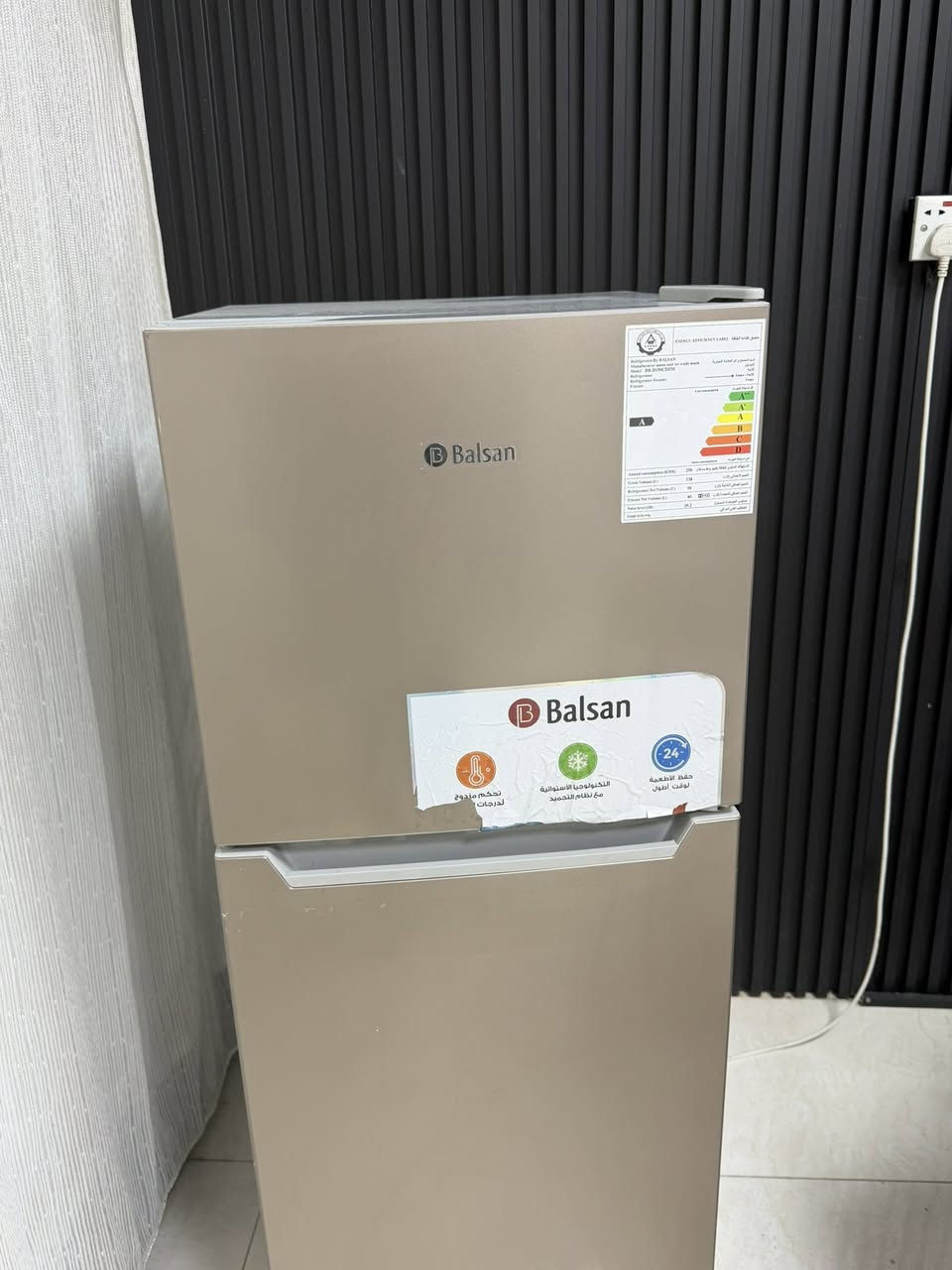 للبيع جديده ٩ قدم
٢٥٠ عنوان الشعب 
☎️***********
