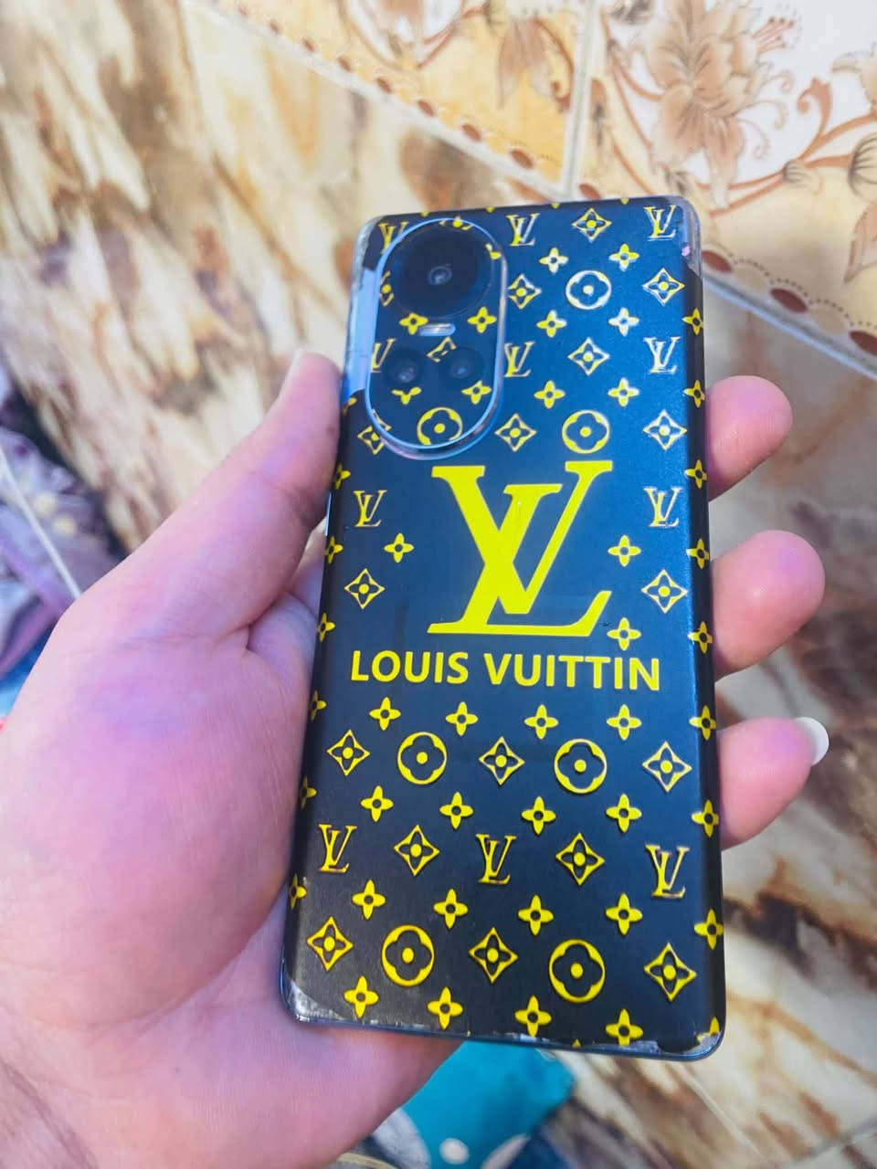 سلام عليكم ، جهاز اوبو رينو 10 5g,ذاكرته 256 ،عشوائية ٨+٨ المعالجMediatek Dimensity 7050 بطارية 5000مللي أمبير ،السعر 100 وبي مجال ،ملاحظة بي فطر بل شاشه


**إذا كنت صاحب هذا الإعلان وتريد حذفه لأي سبب، رجاءا أرسل رسالة إلى الدعم الفني**