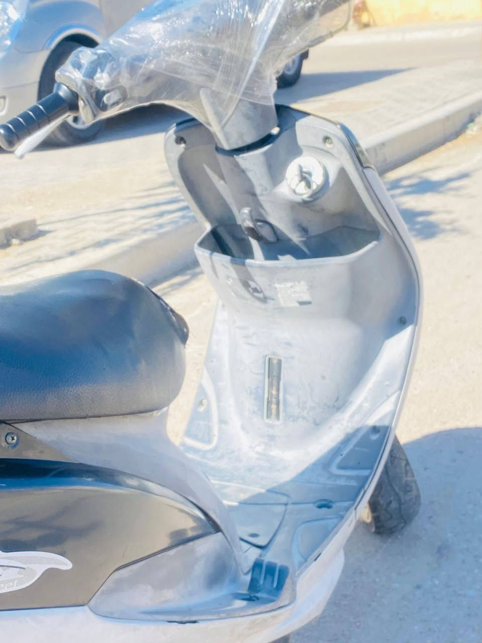 سلام عليكم ماكس قجمه للبيع برغي ممفتوح بيها كامله من طول لطول جيب وياك فيتر وفحص بحيلك كهربائيات كلها شغاله وكامله مكاني البصره قضاء المدينه ***********
