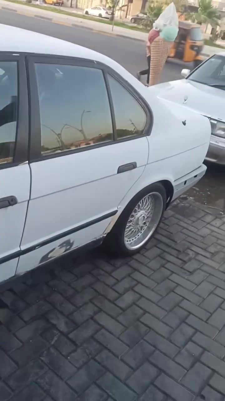 سلام عليكم
للبيع أو مراوس بخفاش 
520 مسكر فانوس رقم بصرة موديل 92
كير محرك لوك حدادة ويل كب تخم تاير تمام 
زنون بل كامل أصلي 
مئسسة وجاهزة متعوب عليهة 
سعر 45 ***********
