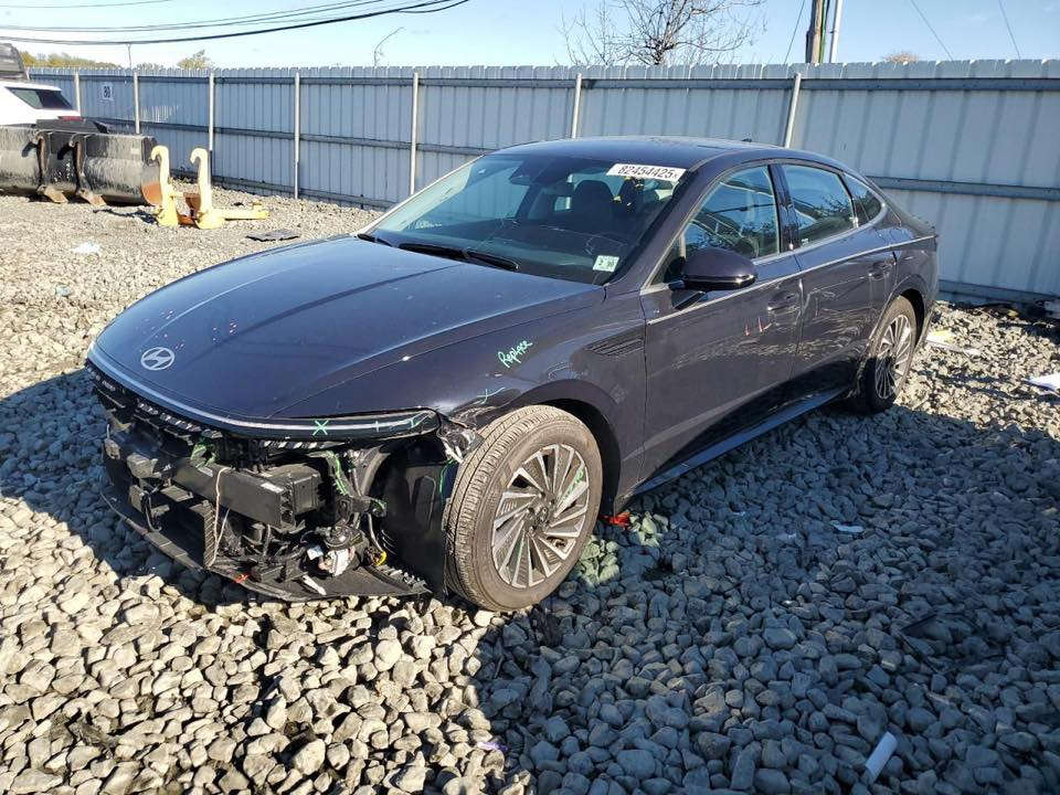 سلام عليكم
 سوناتا هايبرد موديل 24 لون رمادي فول عدا البنراما ماشيه 13الف حادثها فقط دعاميه وحتمال الدعمايه جايه وياها سعر واصل عقبه 132 ماعدا النقل وفتح الحاوية 2550 تاريخ الوصول 2/3/2026
للاستفسار اتصال على الرقم 
***********
