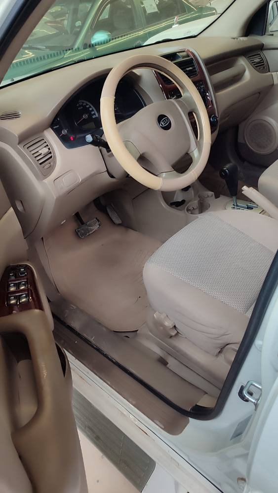 کیا سپۆڕتاج مۆدیل2010تۆماتیک یەک پارچەی سبغ ە سلایت و ناوفۆڕمیکا وچوارجام کارەبا وABSو گێڕومەکینە بەشەرت  ***********
*********** كويسينجاك, أربيل
