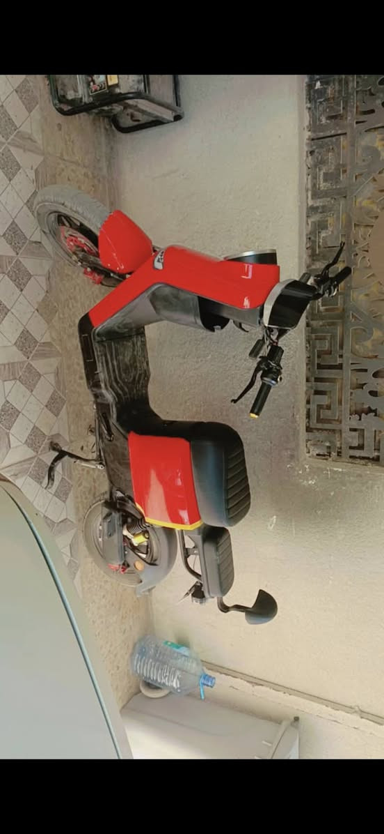 دراجات للبيع الايراني تعمير جديد سعرها ٥٥٠ والشحن جديده R11الحجم الكبير سعرها ٥٠٠ وبيهن مجال ***********   ***********
