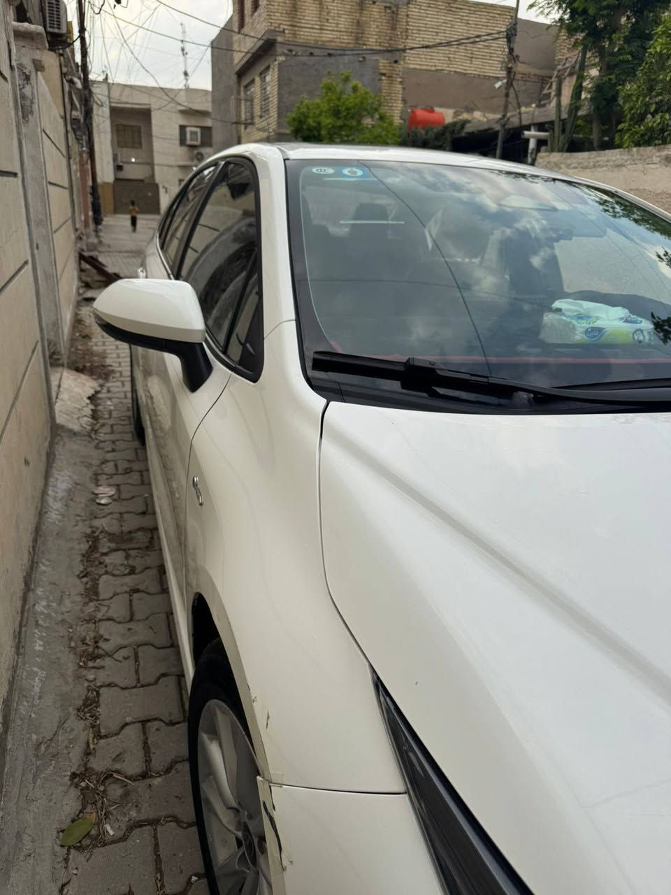 كورلا هاييرد خليجي فول موصقات جلد كشن كهرباء فتحه  موديل 25 ماشيه 38 السياره بيها طخه بل دعامه وشويه بحافه الباب نضربت بل حايط من جاي افتح الباب  وكم شخط يعني مال استعمال مكفوله من الضربه القويه ول صبغ ول بارد السياره بسمي تحويل ثاني يوم
السعر  145 وبيها مجال 
مكاني حي الاعلام شارع البداله 
***********
