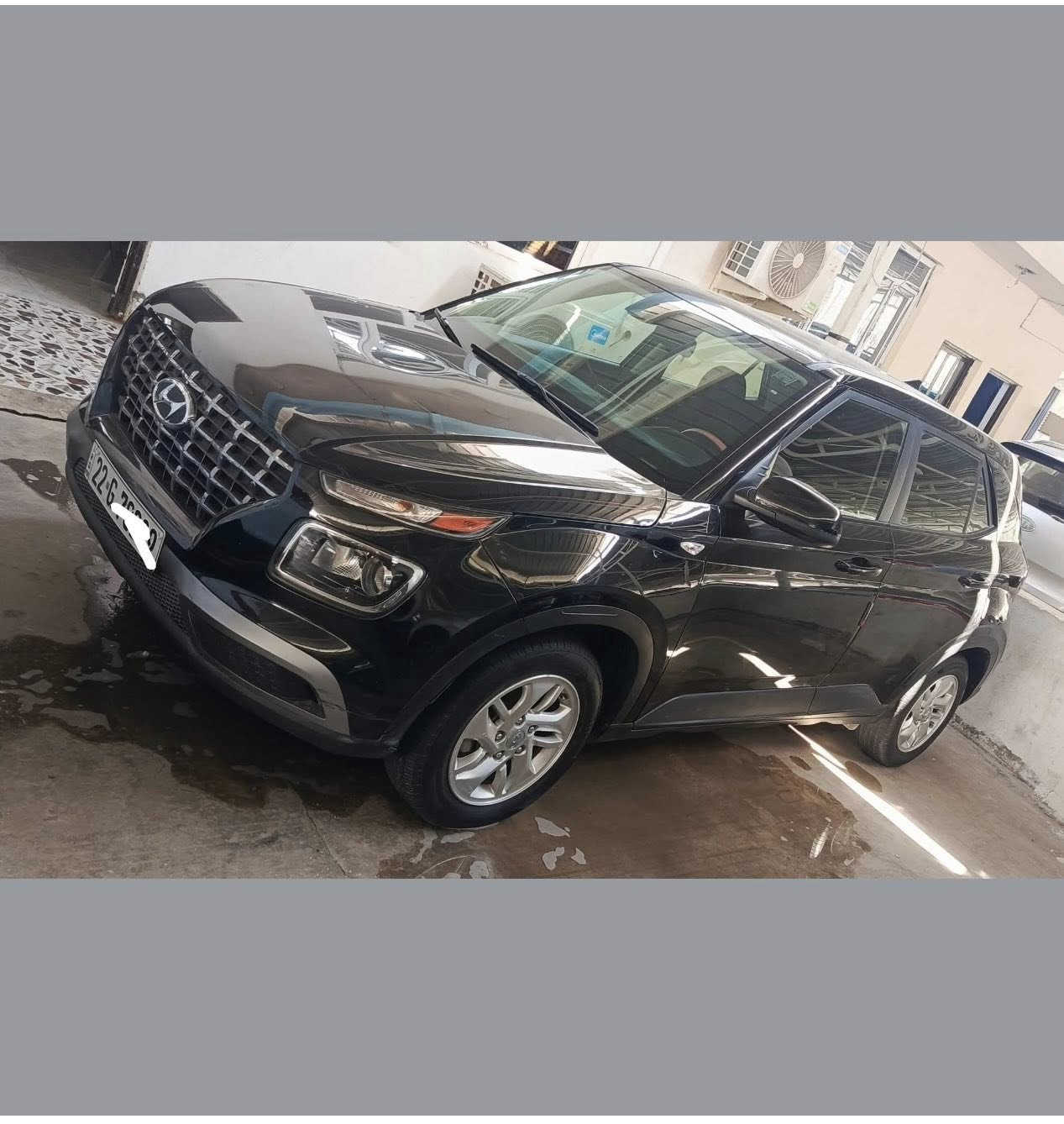 السلام عليكم هونداي ڤينو موديل 2021 وارد أمريكي  رقم أربيل دولي تريد تحويل أو وكاله 

حادث  موضح بالصور  بارد اقل شبر بالجاملغ الأمامي  وصبغ نص باب خلف السائق موضح بالصور بدون تبديل  بدون ايرباك بدون دواخل  

محرك 1600  دوش تحكمات ستيرن جهتين شاشه كبيره وكامره اصليه  تحديد مسار نظام ايكو  

مكان السياره بغداد 

السعر 128.          للاستفسار ***********.
