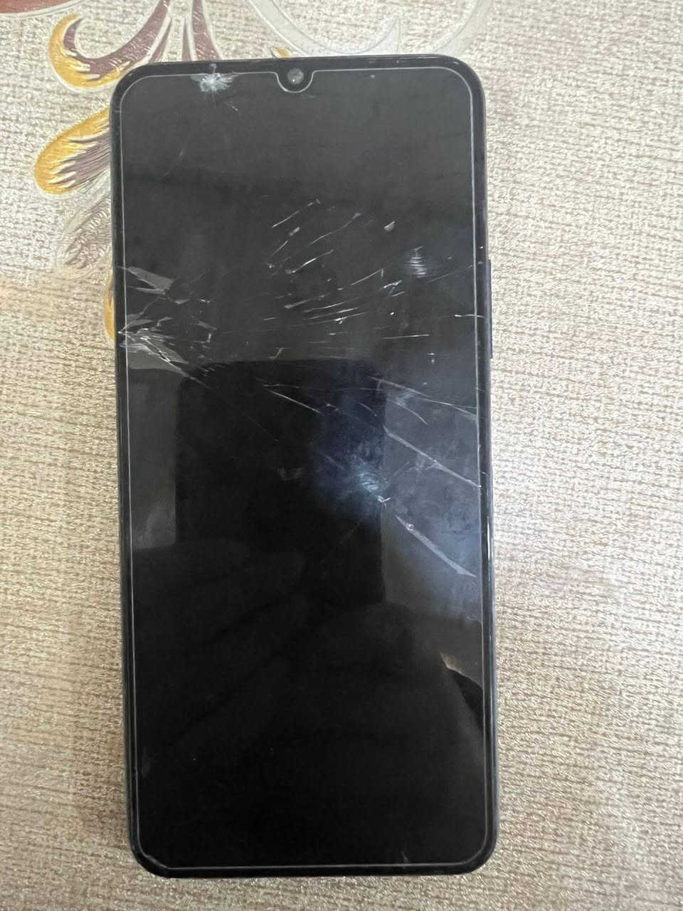 سلام عليكم،متوفر تلفونvivoy53s بسعر١١٠الف وبيه مجال شويه للشراي مواصفاته كلش زينه وماليه شي بس شاشته الاصليه مكسورة شويه والخارجيه مثل ما انتو شايفين ذاكرة١٢٨ ورامه١٢ و ٦٠فريم لبعض الالعاب و٤٠فريم ثابت للالعاب الثقيله وكاميرته٦٤ميجا بكسل وبطاريته٥٠٠٠ملي امبير ويتقبل شحن٣٣واط يعني بساعه يشحن ١٠٠ وشاشته٦٠ هرتز يعني سلاسه زينه تقريبا وشكرا الي يشتري يكتب تعليق ويجي خاص وتسلمون الموقع:الموصل،جانب الأيسر,حي الفلاح)


**إذا كنت صاحب هذا الإعلان وتريد حذفه لأي سبب، رجاءا أرسل رسالة إلى الدعم الفني**