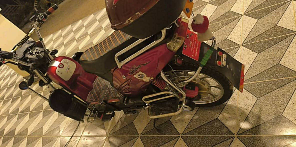 ماطور شحن لل بيع بطاريات جديد السعر 450بي مجال لي مو شراي. لا يتصل ***********بي وتساب
