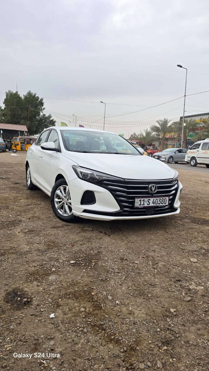 السلام عليكم
شانجان ايدو بلاص مديل 2023 
حرة ب اسمي داخل الظمان 
ماشية 70 الف حلوة وجاهزة 
السعر 18 مليون مكاني بغداد الكرخ 

***********
