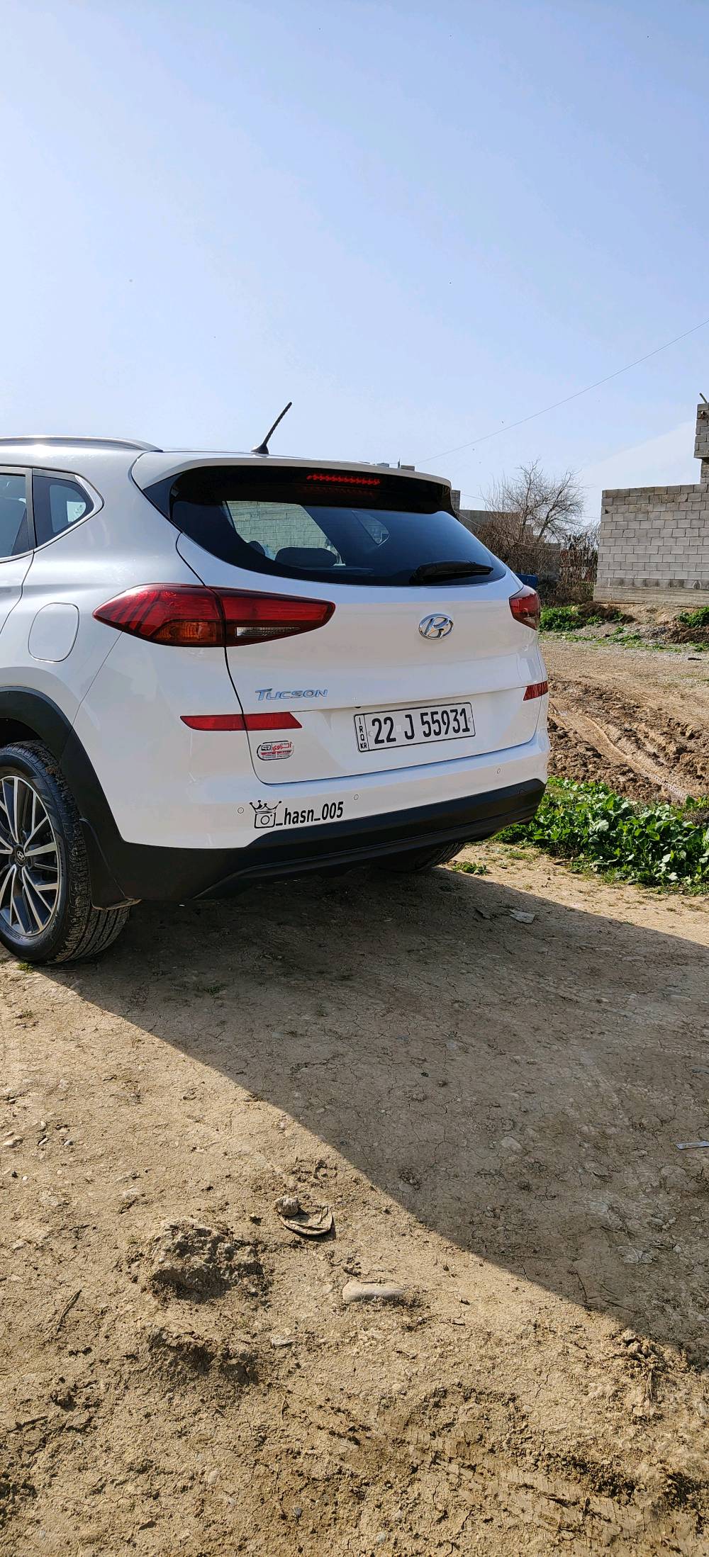 السلام عليكم
توكسون 2020 
كشنات كهربائي 
شاشه  كبير كاميرا خلفيه 
ماشي 25 الف فقط 
سبير ما نازل بعد 
رقم اربيل باسمي كربون بنزين 
***********
‏‪0770 564 7780‬‏
سعر 240
السيارة وضع شركة مكفول 
. مكان الموصل القبه قراقوين
