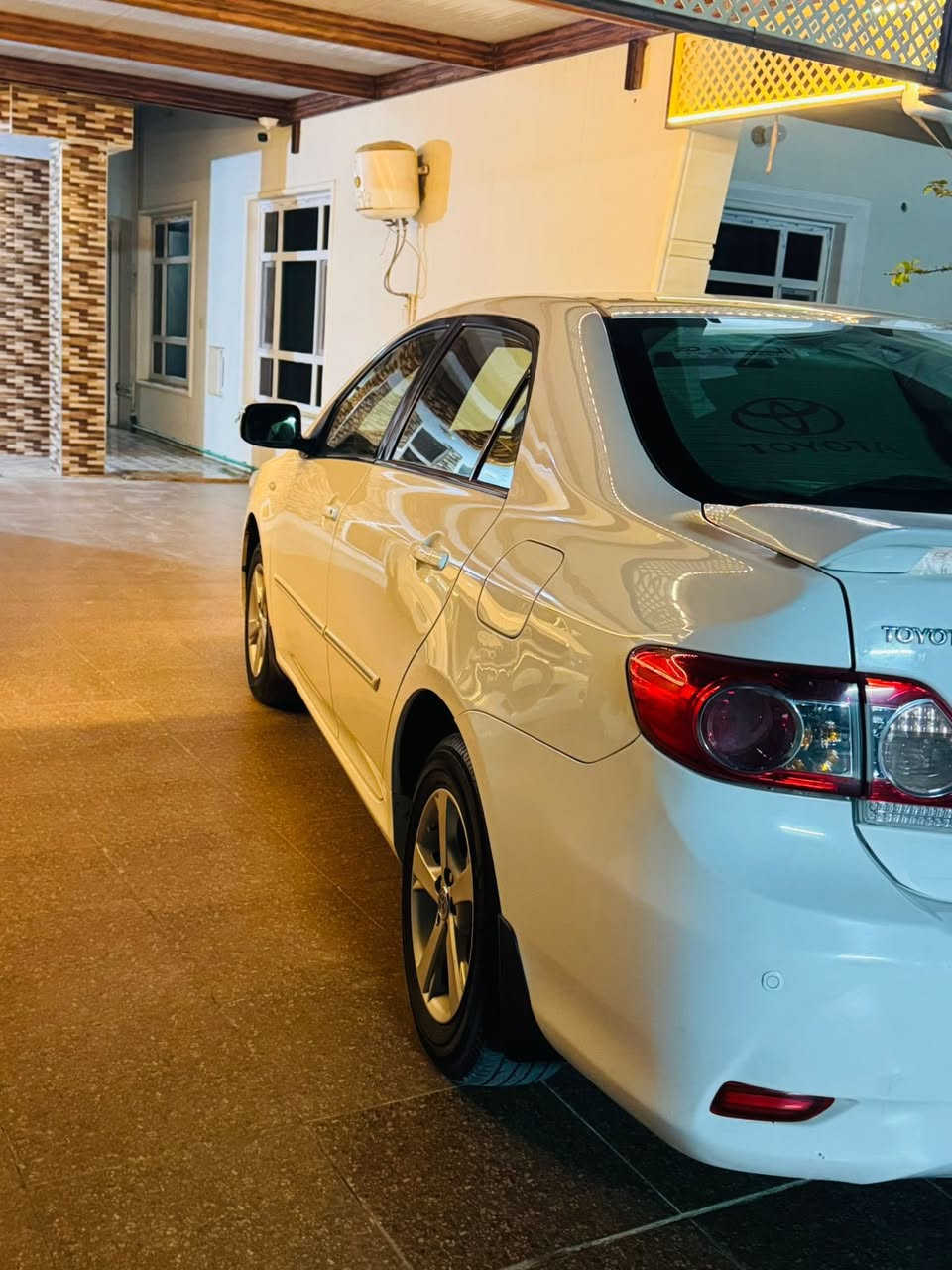 السلام عليكم (رمضان كريم)
: كورلا2012
مكفوله من شخط صبغ ضربه
محرك كير بشرط
موصفات معروفة (كل السوك يعرف هلموديل )
E ***********
واتساب موجود ايضاً
سعر: 14,900
قابل للتفاوض
للاستفسار واتساب او اتصل
