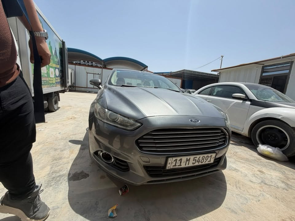 فورد فيوجن ٢٠١٤
محرك 1.5 تيربو بحالة ممتازة كير بحالة ممتازة حدادية من شركة ford motorcraft  
تبريد بحالة ممتازة 
السعر ٨٥ فابل للتفاوض 
رقم بغداد بأسمي مداور ثاني يوم 
حادث جاملغ امامي وبنيد صبغ ٣ قطع بدون شواصي ولغد 
وراد كندي 
فول مواصفات ماعدا الفتحه 
*********** واتساب

