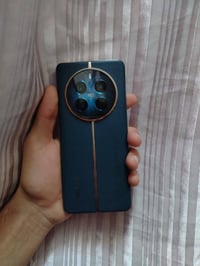 ريلمي ١٢ برو بلاص • ٥١٢/٢٤ رام • أمولد ١٢٠ هرتز