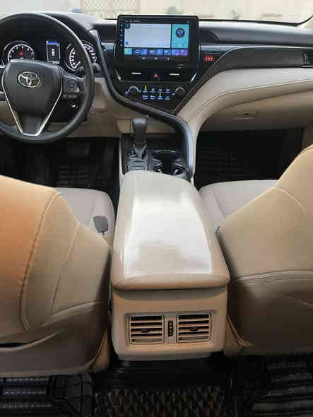 للبيع كامري خليجية موديل 2022 لون سلفر كفاله عامه رقم اربيل الجديد بسمي شرط التحويل مواصفات LE  ماشيه 60 الف تخم تايرات جديد 
السعر  22 الف دولار  الاتصال ***********
عذرا لااجيب على التعليقات مكان السيارة بغداد
حي العدل او حي الجامعة 
العده والمسجل الأصلي والأرضيات موجوده
