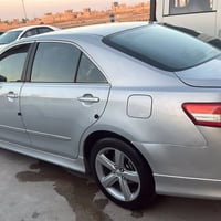 تيوتا كامري 2011 وارد خليجي السياره نص مواصفات 5ويلكب سبايدر داخل لوني...