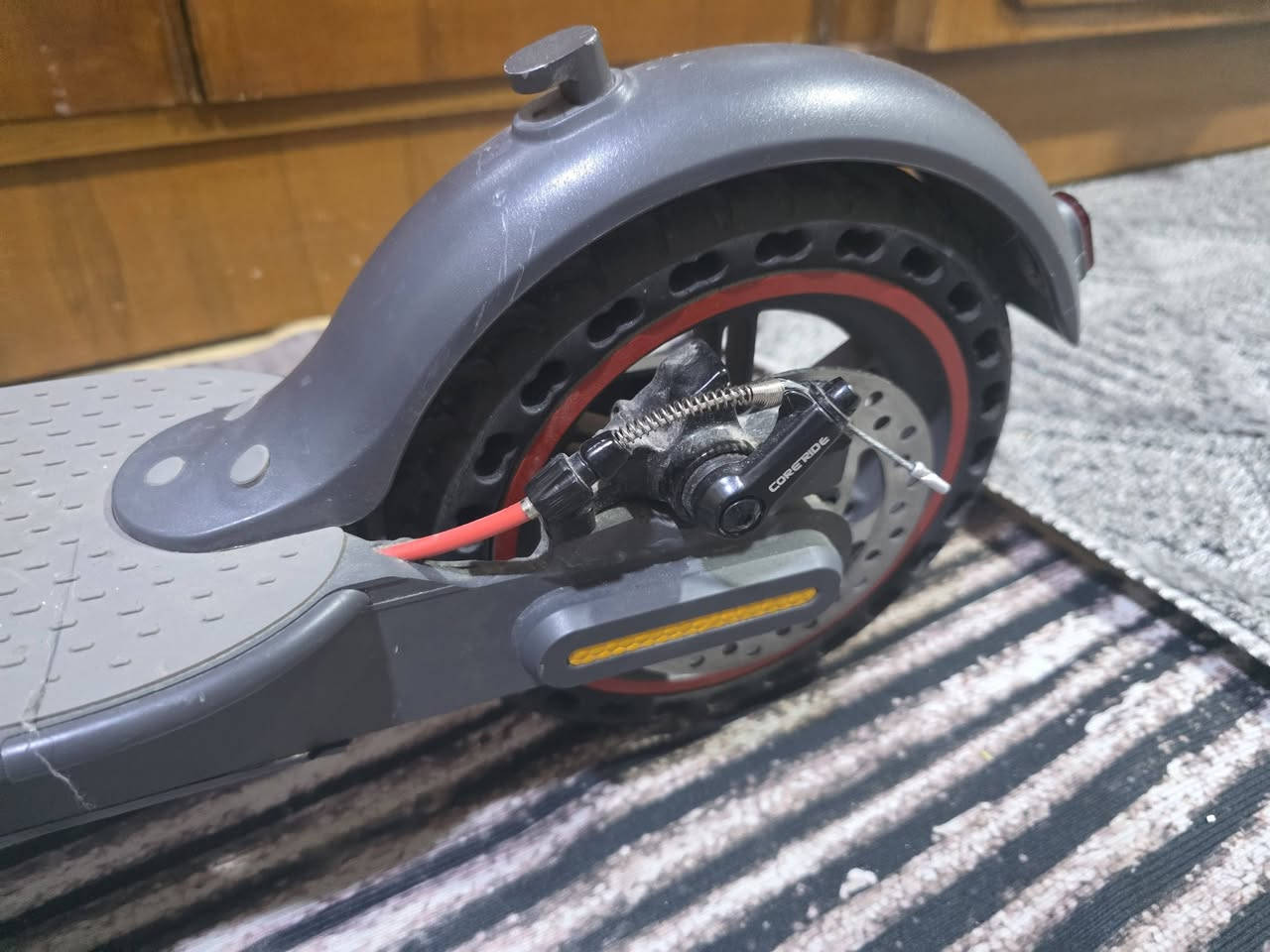 سكوتر مال كويت نظيف كلش جبته طافي خليتله بطاريه وشتغل بس يطلعلي بي رمز خطأ مثل ماموضح بالصوره انه لالي خلكه ولا اعرفله عبالي بس بطاريه ويشتغل
ابيعه على حطته ب125 مكاني بصره


**إذا كنت صاحب هذا الإعلان وتريد حذفه لأي سبب، رجاءا أرسل رسالة إلى الدعم الفني**