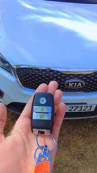 سورنتو • ٢٠١٥ • ٦ سلندر ٣٣٠٠