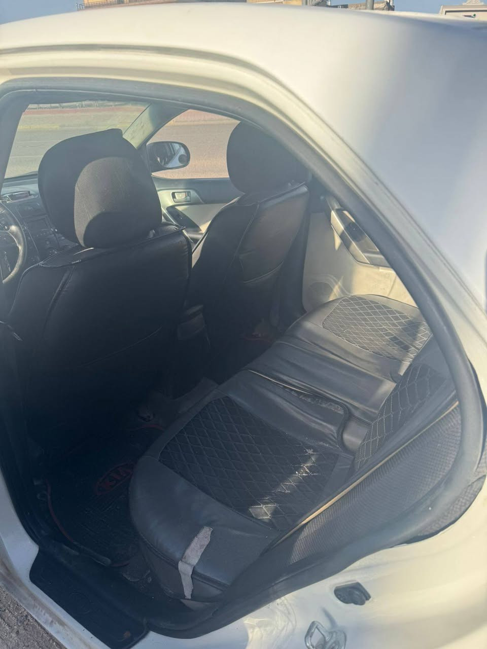 السلام عليكم  سيراتو ادوات كصه جنطه السعر 38 العنوان بصره رقمي بيه. وتساب ***********
