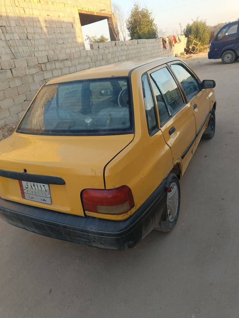 السلام عليكم سايبه موديل  2013سياره مصفره هيئه وغرامات سياره رقم الماني   سياره جاهزه  من كلشي مكينه كير حداديه تخم تاير غرفة مدوشمه سياره جاهزه مال شغل السعر 28وبيها مجال ***********
