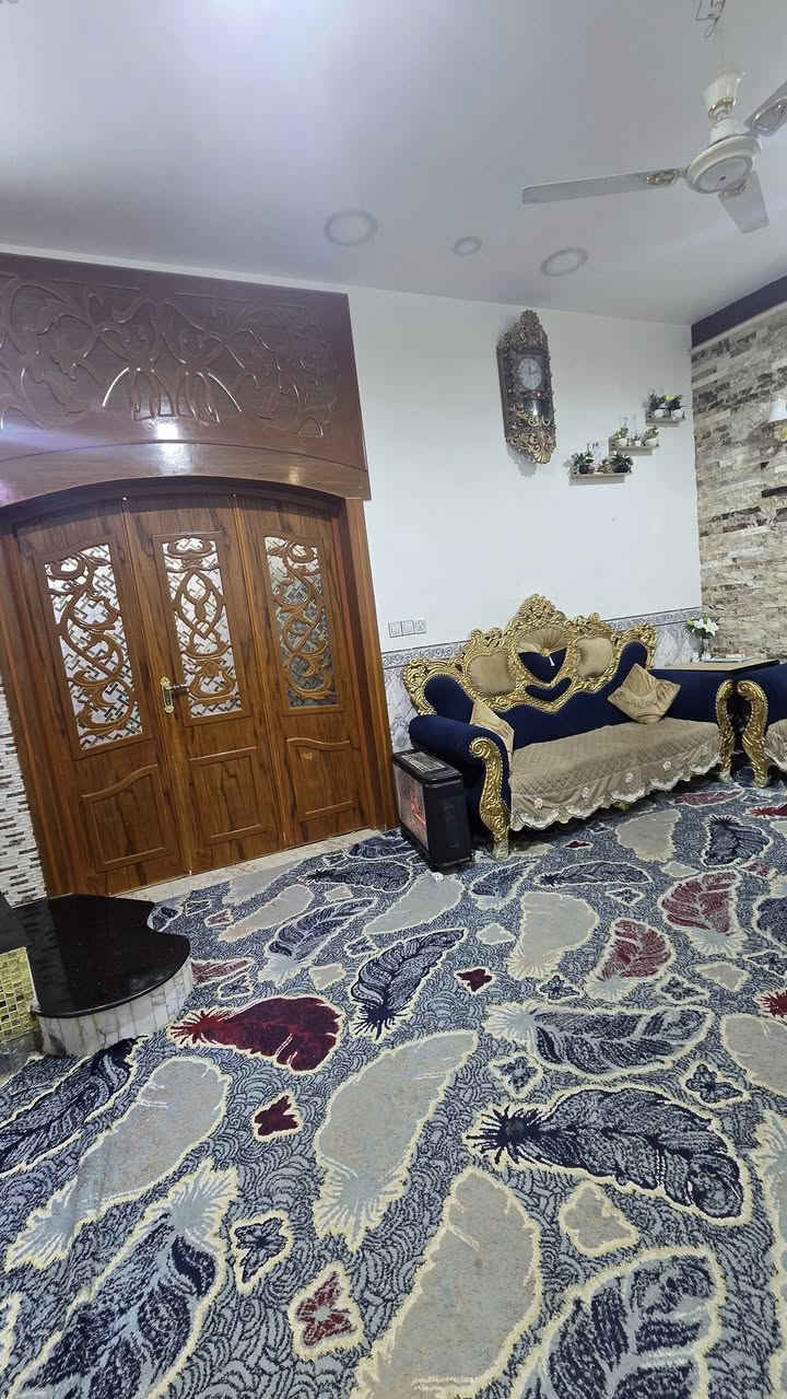 دار للبيع ركن مطلوب إسكان استقبال و مطبخ وصاله وغرفة عدد ٢ مع صحيات داخليه وخارجيه للاستفسار الاتصال على الرقم بيه واتساب ***********
