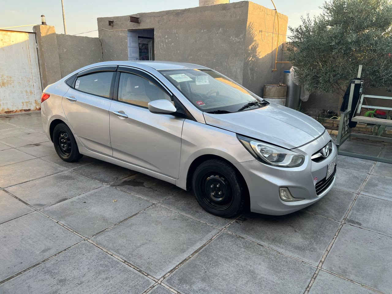 اكسنت موديل 13 مكفوله ماعدا قطعتين صبغ بدون ظربه شرط سياره نظيفه جدا استخدام شخصي محرك 1600دوش مرغوب مكينه وكير شرط مامفتوحات سياره جاهزه سياره دواخل ع وضع الشركه ذي قار ناصريه بيع مستعجل جو السوك ***********
