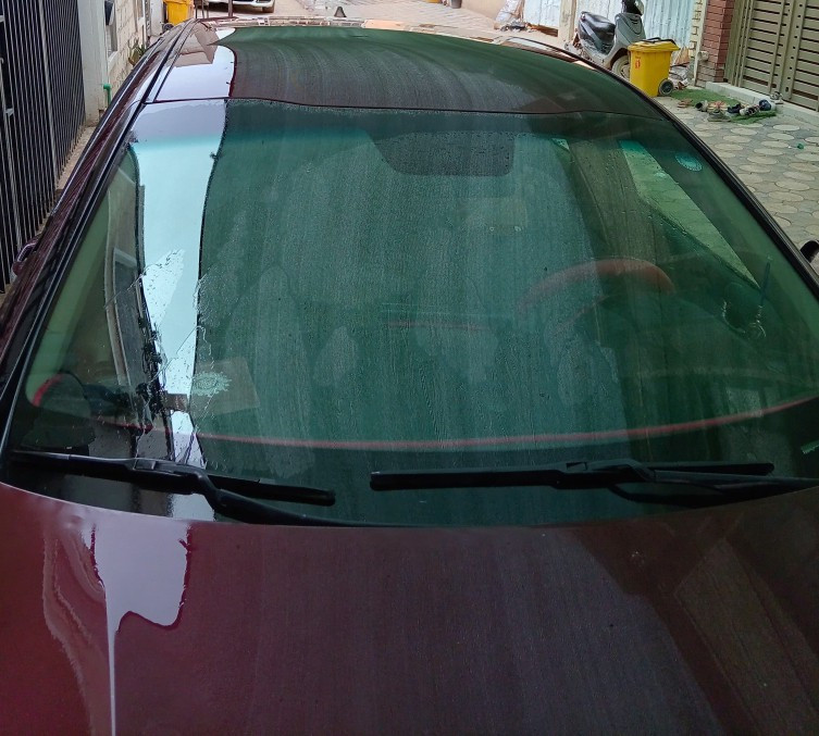 السلام عليكم ...كيا اوبتما 2018..محرك كير ..خير من الله تبريد حساسات حساس بالمري شاشة كار ابلي نظام تحكم بالاستيرن .وهواي بيها امور حلوه وارد سونار بالصور حادثها فقط جنطة وبالعراق صبغ باب خلفي وجاملغ امامي...للعلم الدعاميه الاماميه والخلفية مصبوغه  .... سعر 115...مكاني كاظمية اتعجبك اتفضل ماتعجبك ولا شفت اخوك اني وخادمك


**إذا كنت صاحب هذا الإعلان وتريد حذفه لأي سبب، رجاءا أرسل رسالة إلى الدعم الفني**