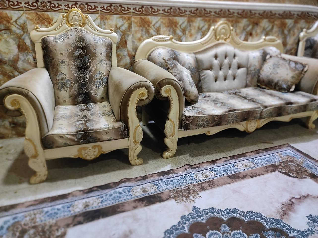 تكدر تاخذ أي طخم يعجبك بالتقسيط المريح وبدون أي مقدمة إذا عندك ماستر الرافدين 💳✨

💫طخم تركي نظيف وقوي، 💫
       ✨️   ست  قطع عشر  مقاعد✨️

📍 الموقع: الكوت – دور المعلمين
🎯 قرب ماكس مول – سايدين مدرسة الرياحين
📲 للاستفسار (اتصال أو واتساب):
***********
***********

