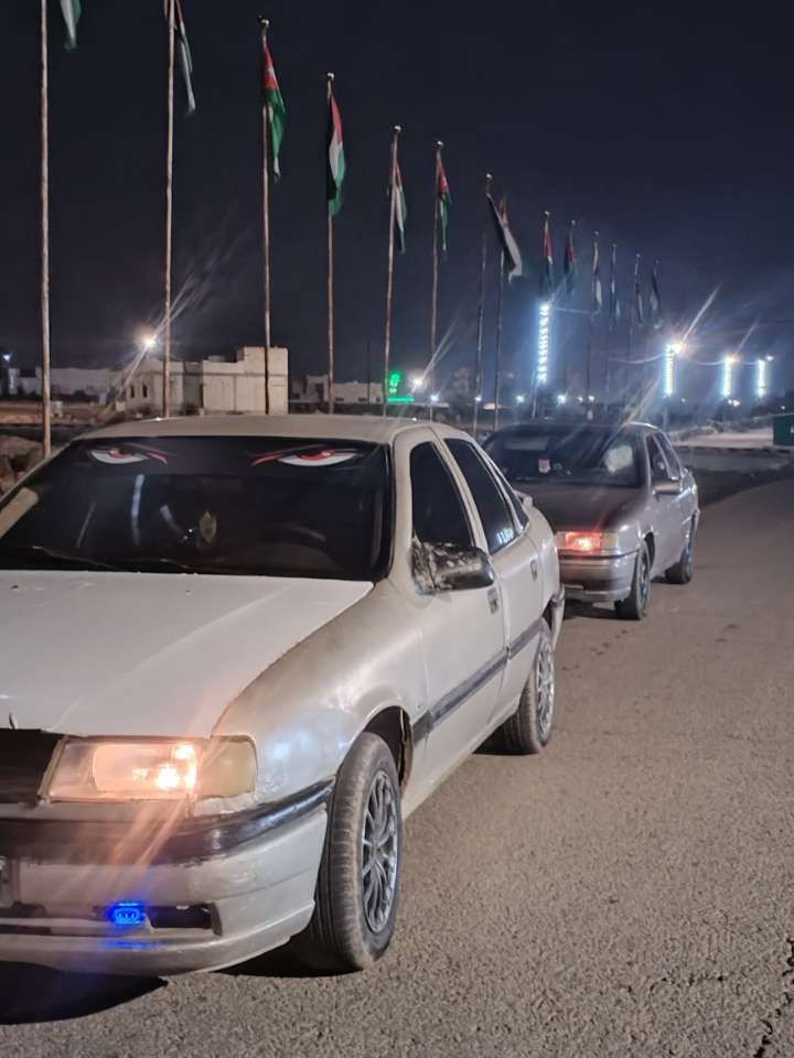 ابل فيكترا
أبل فيكترا مديل 90
متور 16 حلاب
شبابيك كهرابه شغاله ميه ب الميه 

سياره بصلاه ع النبي
دهان ٧٠ بلميه 
بريكات جديده +بواجي جديده +طرمبه بنزين جديده 
انارره كامله فل 
اضويه اشركه
اربع فردات كاشوك وكاله
تنجدي شركه

مسجل سمعات ميه ميه سستم 
كهربا منفوضه نفض كامل من القارمه الي القارمه 
الله يطرح البركة لصاحب النصيب 
للبيع او للبدل


**إذا كنت صاحب هذا الإعلان وتريد حذفه لأي سبب، رجاءا أرسل رسالة إلى الدعم الفني**