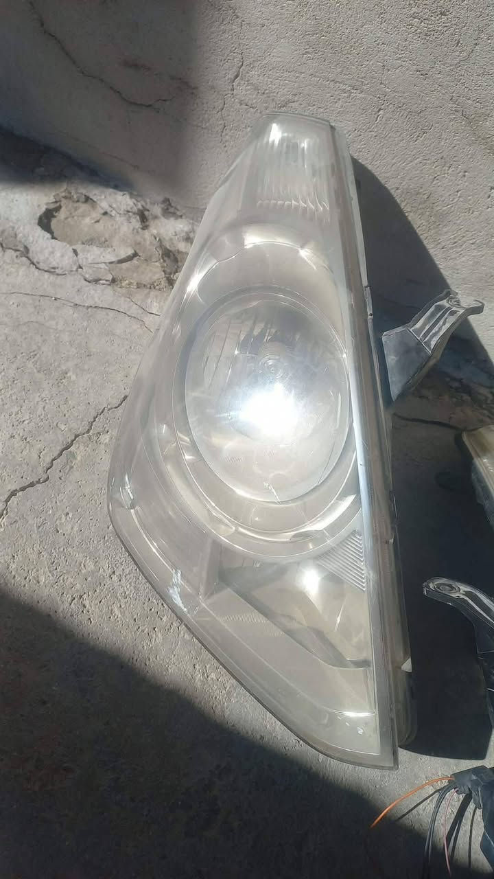 سلام عليكم
زوج لايت جه السايق نضيفه وجه العبري بيها كسر من الضهر السعر ٥٠ مكاني بغداد *********** بي واتساب
