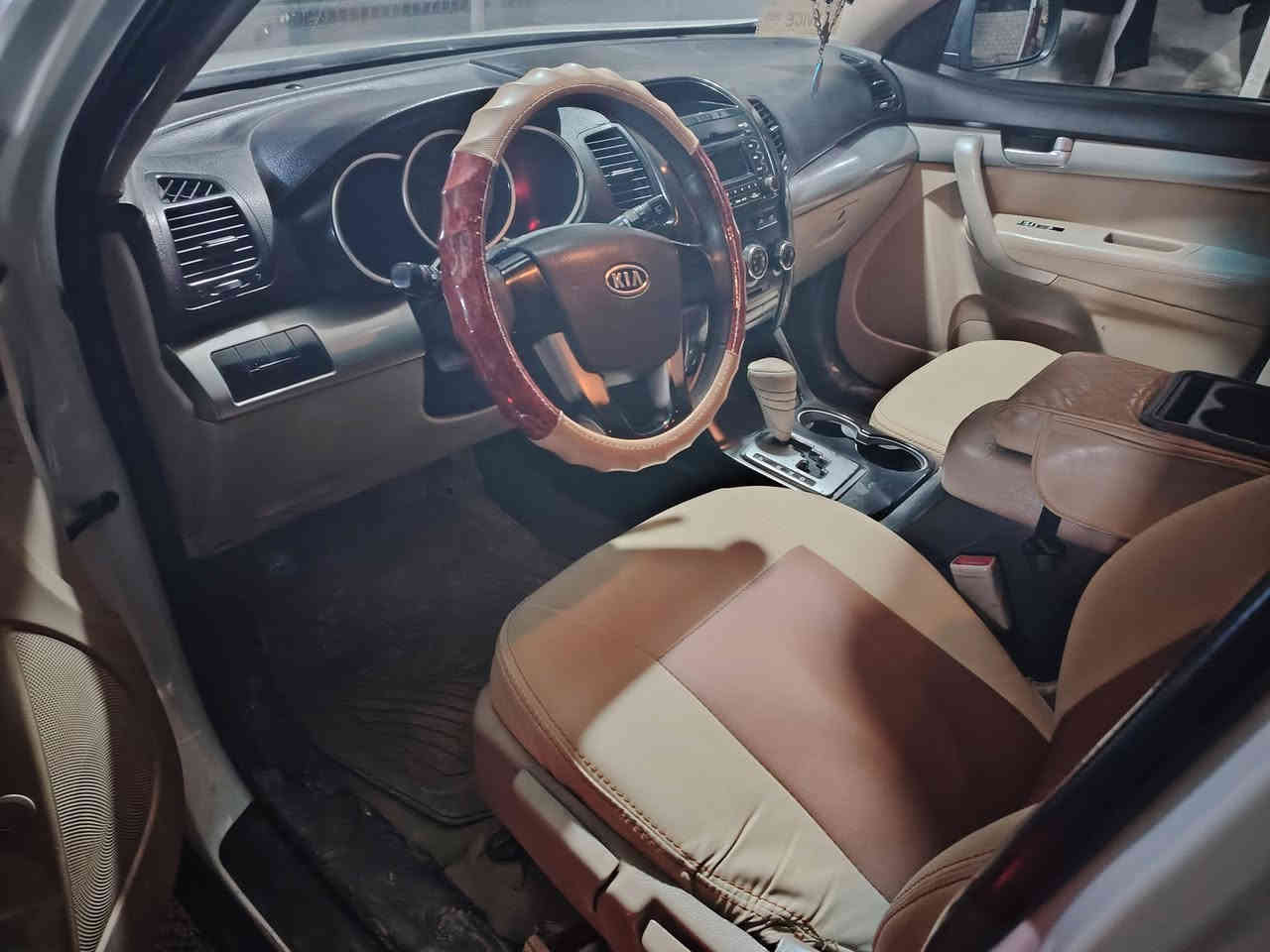 سورنتو موديل 12
محرك 4

تبريد قطعتين

رقم اربيل تحويل

السعر 130وبيه مجال

المكان الشرقاط الجميله

الأتصال على /***********
