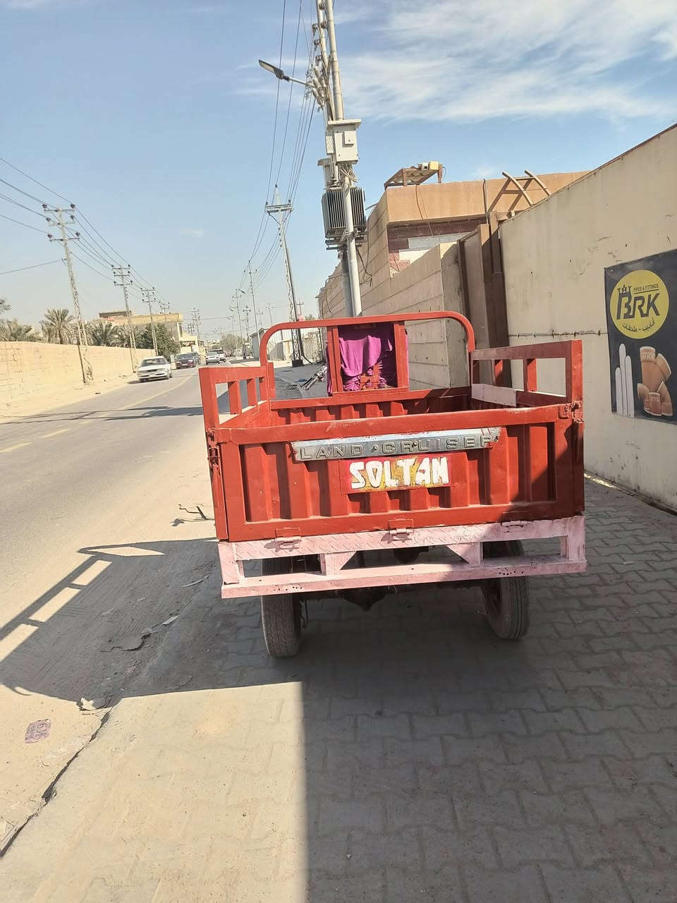 سلام عليكم شباب ستوته سلطان للبيع اوراق اصولي راعيه موجود ستوته شغاله سلف هندر كهربائيات كله شغاله رايده 750 مكاني ابي خصيب بهادريه رقم ***********
