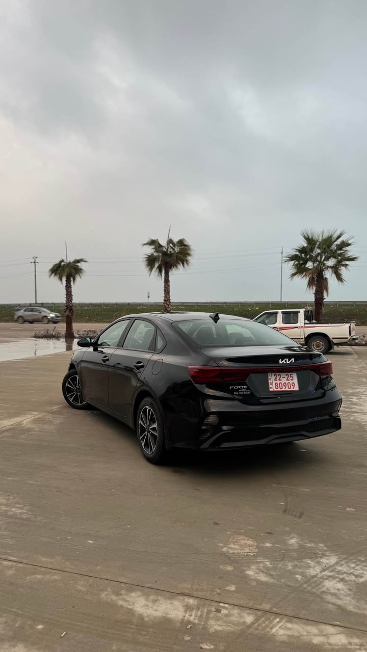 كيا فورتي 2024
بدون صبغ بدون ضرر كلين 
بدون يرباگ
ماشي 13 الف
نص موصفات 
كشن هيتر 
سيارة بدون رقم 
رقم موبايل واتساب 
*********** دهوك, العراق
