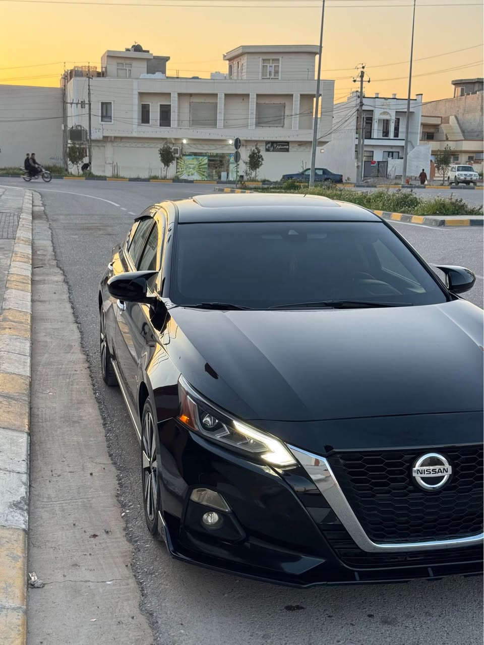 Nissan Altima SL 2019
.
دوو پارجه بوياغ بونيد و جاملغ دواوة بةس ليخشاندن 
بةبي ئيرباگ هيج ئيرباگى نةتةقيوه 
بةبي ناو كردن هيج ناوي نةگردوه هيج
.
رةقةمي سليماني تا ٢٠٢٧ تازةية 
.
فوول فوول سلايد رادار هةموو لاكان رادار ئاوينةكان خةتي جادا كوشن و سوكان هيتةر  و حساس  
فول جوانكاري بو كراوه هةموو جوانكاريكان 
جوار تايةي لووك
. 
زور جوانتره له وينةكان 
شوين كلار و سليماني
.
***********
سعریشی ١٤٩ $ یە ❌. السليمانية, العراق
