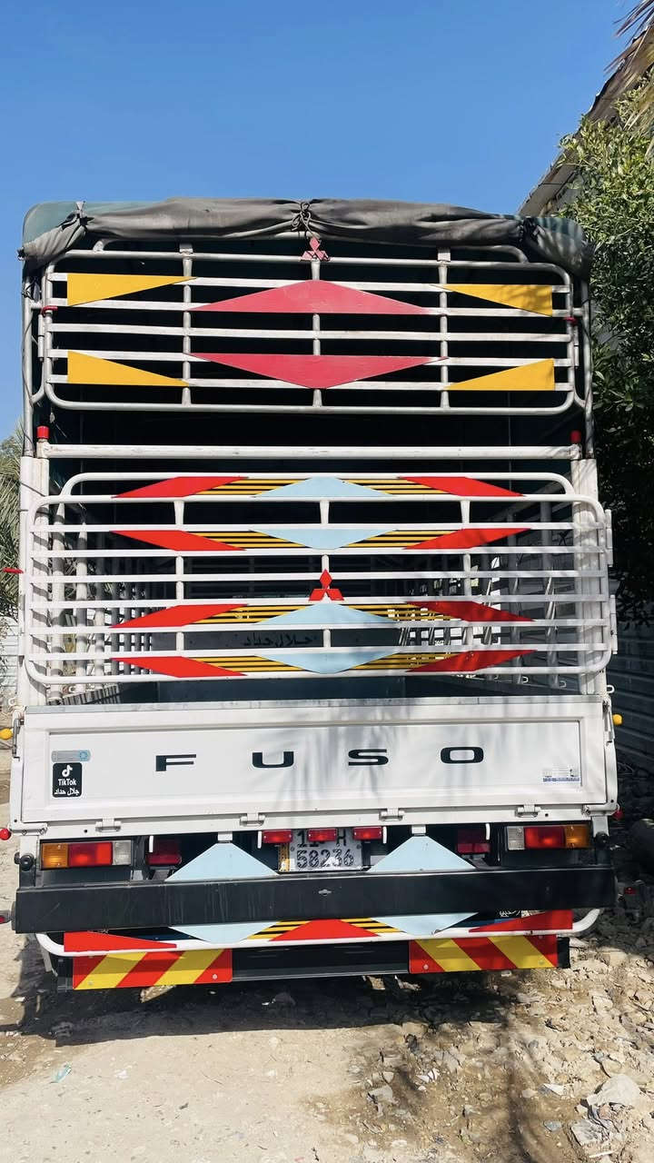 كنتر لبيع مديل 2025 ماشيه 60 الف تخم تاير برجستون كفاله عامة مكفوله من شخط مكاني بغداد الشعله سعر 310وبيهة مجال 
***********
