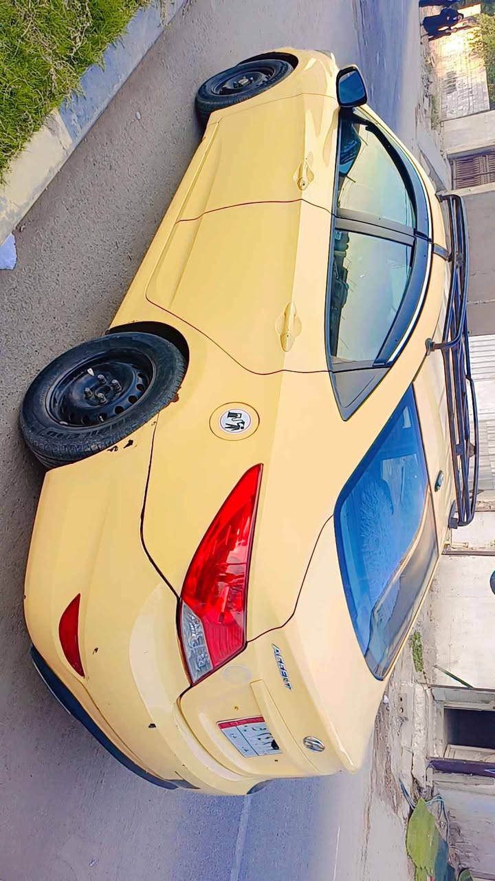 السلام عليكم..اكسنت مضلع وارد امريكي كير ومحرك وتبريد كله شغال محرك 1600 GDI صدرها نص عمر وشويه تلحيضات بل صبغ والسونر مرفق وياهن السعر 70$ للاستفسار أكثر الاتصال على الرقم التالي *********** بغداد, العراق
