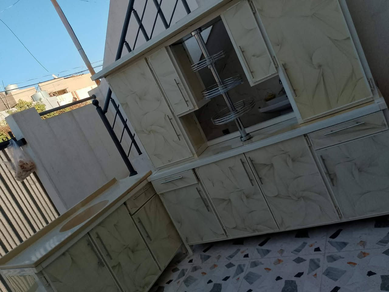 غراض بيت نظيف تخم ملكي 700 غسالة 75 ديوان 150 كاونتر 275 غرفة نوم 150 يوجد توصيل  داخل كركوك والأطراف


**إذا كنت صاحب هذا الإعلان وتريد حذفه لأي سبب، رجاءا أرسل رسالة إلى الدعم الفني**