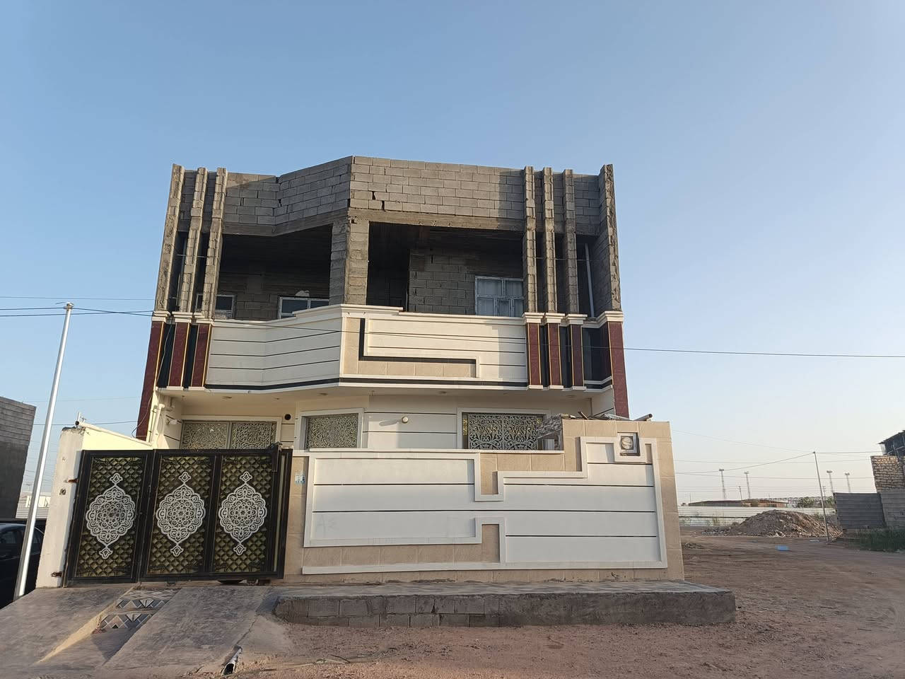 السلام عليكم بيت طابقين للبيع في 7 كيلو قرب قيادة شرطة  بناء حديث 2023 طابق الاول حجر طابق ثاني بلوك بيت جاهز من كلشي تفاصيل اتصل على الارقام تاليه السعر 140 وبي مجال 

***********

***********
