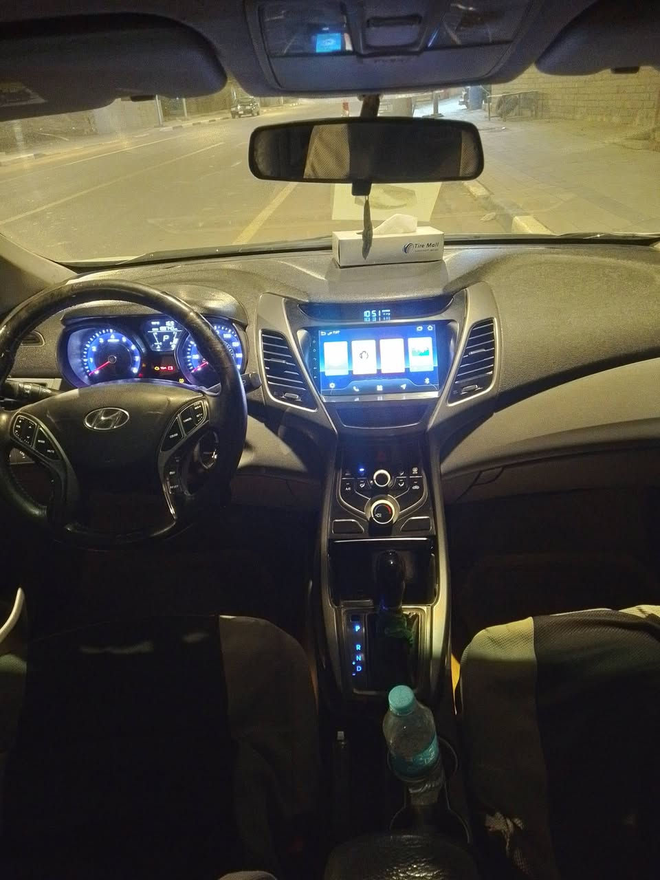 السلام عليكم
النترا 2016 أمريكي
مكينة 1800 دوش المرغوب
وكير كفالة
تبريد وتدفئة خير من الله
بيه بارد ورشات صبغ بسبب التكشير
رقم بصرة انكليزي
لل30 
الرقم ***********
