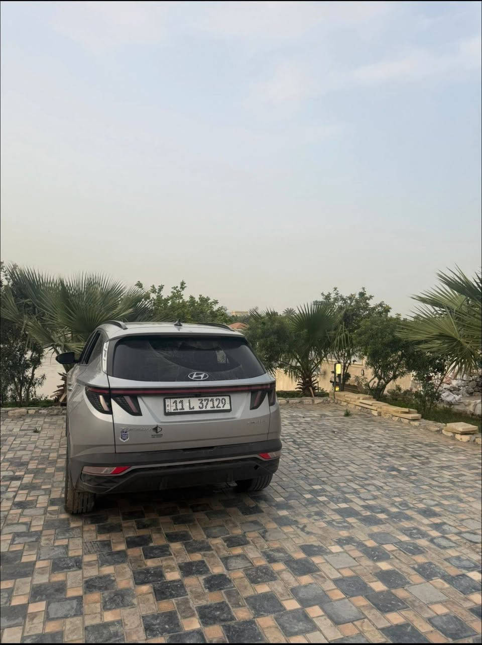 السلام عليكم بسعر بلاش
توسان هايبرد 2024 زيروو
السياره ماشيه 9000 كيلو متر فقط
وارد امريكي ضربتها جداً خفيفه مجرد دعاميه وشويه من البنيد 
دفع رباعي
بدون شواصي بدون لغود بدون ايرباك مكفوله 
1/1 مواصفاتها مفوله
بانوراما على طول السقف
تشغيل بصمه
دخول ذكي 
تشغيل عن بعد
صندوك كهرباء
شاشه ديجتال 
الوان محيطيه بلاديه تحكم 86 لون
شاشه جبيره
قطعتين تبريد
ترقيم جديد ودخول جديد والسياره ب اسمي
اربع وضعيات قياده
ويل 19
كير دكم 
شفتات ستيرن 
وبعد هواي مواصفات 
السعر 190 ورقه السياره متتحصل بهيج سعر بس مستعجل
رقم ***********
