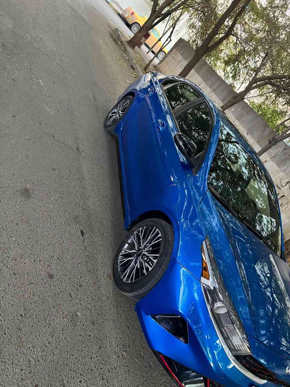 سلام عليكم فورتي Gt Line موديل 2022
سياره اني مستورده بيدي بأسمي سياره تحويل ثاني يوم 

صور حادث موجوده وبيه رصوع بكصة القماره مال تحميل 

صبغ ٣ قطع  ونص دعاميه خلفيه ونص دعاميه الاماميه 

لمواصفات  👇

محرك 2.0 دوش 

سلايد

بصمة

رادارات امامي 

تحديد مسار 

رادار جانبي نقطه عمياء 

ابواب بصمة

تشغيل عن بعد

كشن جلد

ليد خلفي و امامي

شحن وايرليس Wireless

شاشة كبير

كاميرا

رادار امامي و خلفي

رادار جانبي

حساس 

ويل كب

بلاجكتور

تحكم ستيرن

تحديد السرعة

تحديد المسار

3 انظمة قياده 

دركة ستيرن D

السعر 160

تصل وتدلل ***********
