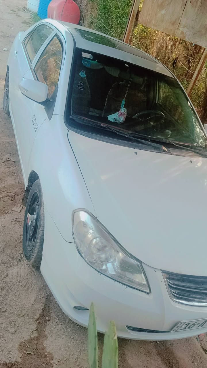 عندي سياره بي وي دي لبيع موديل 2013 نظيفه مالي نقص عده بس الحدادي سنويه 2030 ملكه باديوانيه سعر 50 بيه مجال استفسار على هذا الرقم ***********
