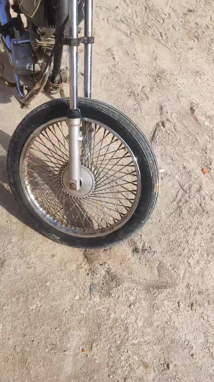 ارشه للبيع سعره 350 وبيه مجال مكان سيطرة العارضيات الدراجه كلك كلك


**إذا كنت صاحب هذا الإعلان وتريد حذفه لأي سبب، رجاءا أرسل رسالة إلى الدعم الفني**