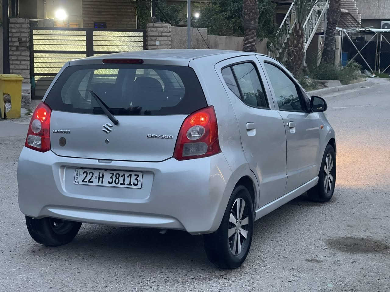 للبيع سازوكي سيليريو (ياباني) وارد خليجي موديل ٢٠١٤
رقم اربيل دولي سنوية لل ٢٠٢٨  تحويل مباشر 
مكفولة من الحادث والتبديل والايرباك 
بيهة صبغ تجميلي ثلاث مكانات وعندي صورهه قبل الصبغ اثر طخات بسيطة بدون دواخل 
كير محرك حدادية مكفولات تدفئة وتبريد شغال تخم تاير وشاشة وكامرة ودوشمة جديدة السيارة جاهزة ونظيفة ماشية ١٠٥ كم 
السعر النهائي من الاخير ٦٨ ورقة قفل مكانهه بغداد ضباط الجهاد
***********
