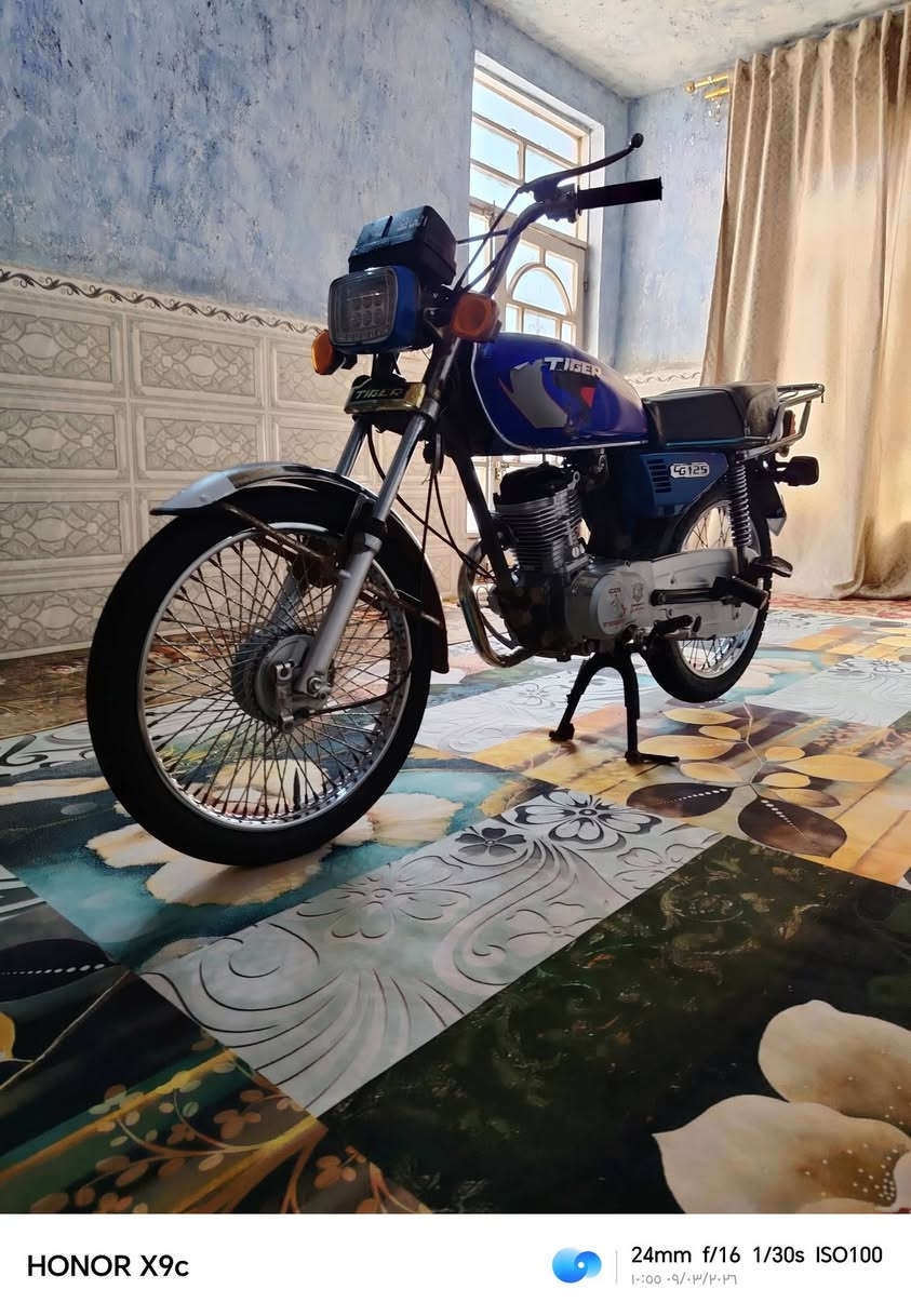 لبيع تايكر موديل 20وراق صولي مكفوله  كهربياته كله شغاله وبعد شوفت عينك الدراجه)))المكان بابل الهاشميه  ))((***********))
