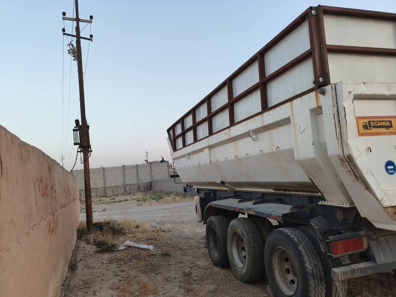 بسم الله الرحمن الرحيم.
نساف  ذرعه 22 متر  للبيع جاهز عالشغل ما تصرف عليه كلشي شوف العين 

 3 دناگير دبل تاير... بريك شغال جك صوندات كلو جديد شرط ما مگلوب فقط مشتغل بالحنطه  (جاهز من كل النواحي) 

حموله بالحنطه 30 

العنوان صلاح الدين قضاء الشرقاط 

الشراي يتصل

 ***********

***********
