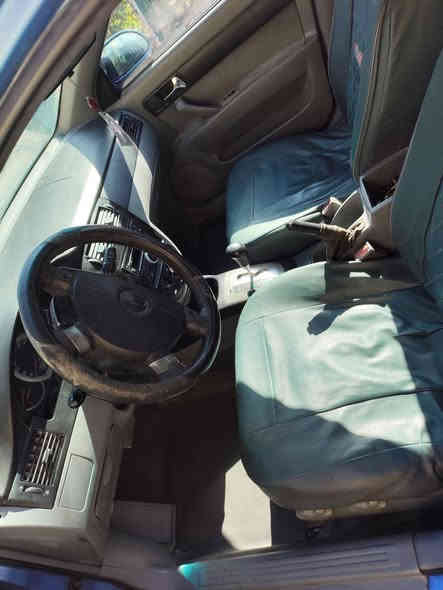 سلام عليكم اوبترا 2006 سنويه جديده بسمي مداور ثاني يوم محرك وكير بلجيس أوتو سعر 65وبيهه مجال تبريد ثلج +تدفئه وياله وتخم تاير جديد  الرقم ***********
